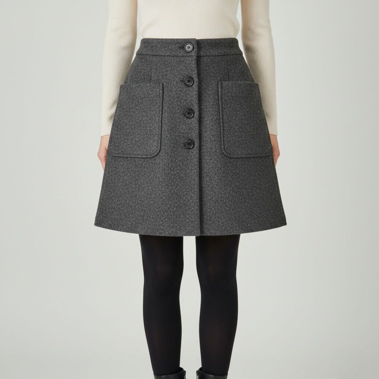 Elegant Winter Mini Skirt for Effortless Everyday Style