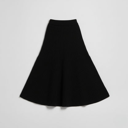Graceful A-Line Knit Skirt for Effortless Winter Elegance