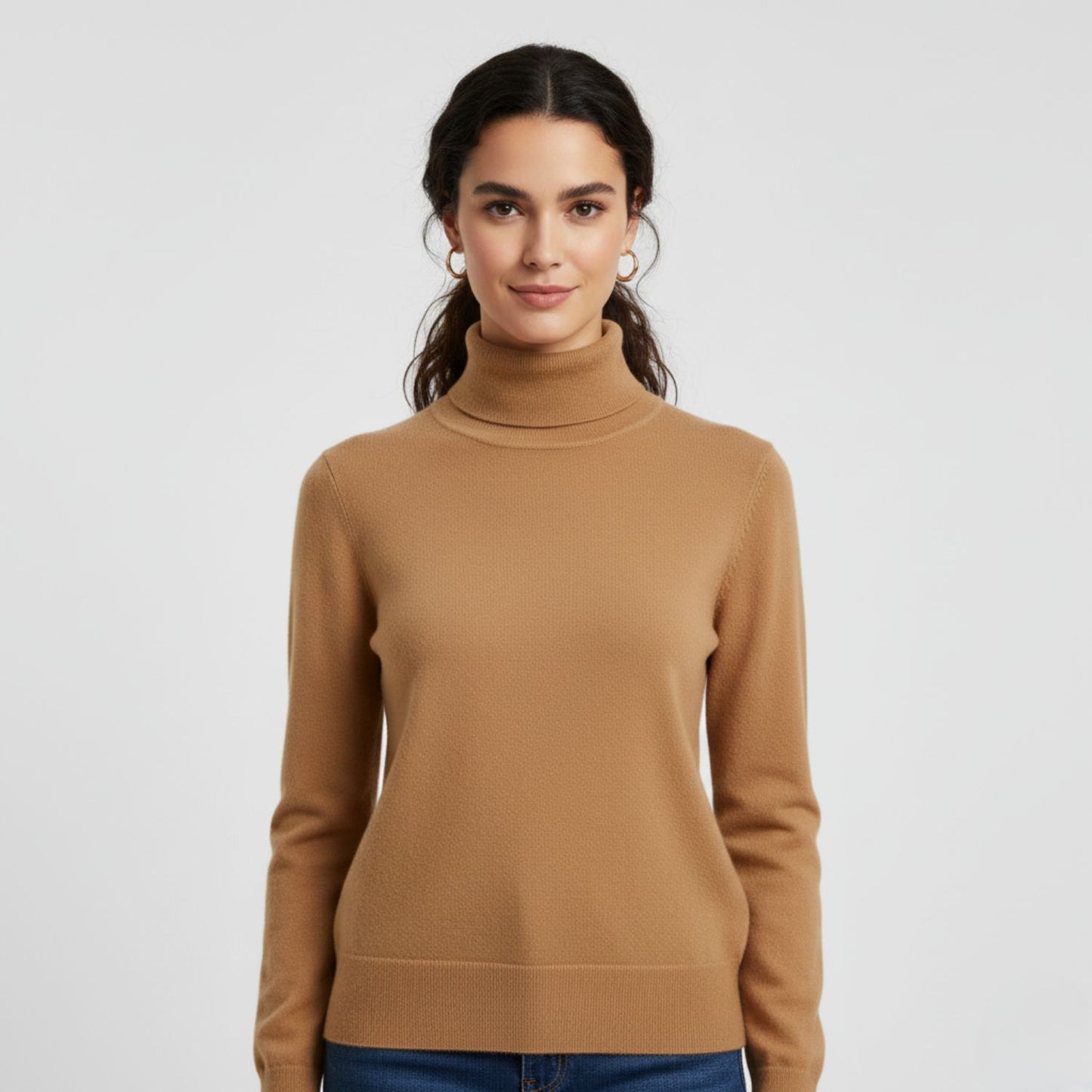 Luxurious Cashmere Turtleneck Sweater with Flattering Slim Fit