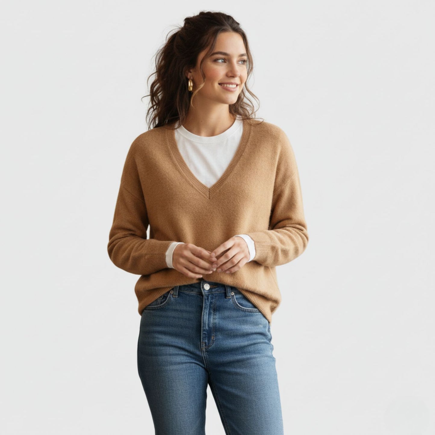 Cozy V-Neck Cashmere Sweater with Minimalist Design