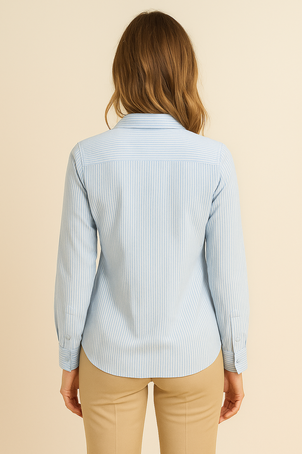 Blauwe ruffle blouse met knoopsluiting en ruches